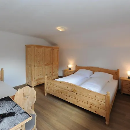 Gloria - Doppel- Und Mehrbettzimmer Chalet Fusch an der Glocknerstraße