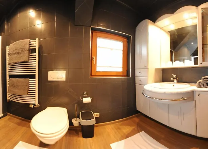 Gloria - Doppel- Und Mehrbettzimmer *