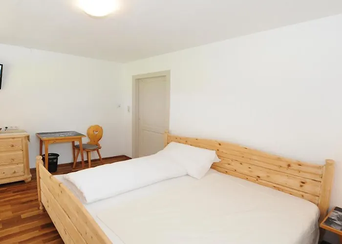 Gloria - Doppel- Und Mehrbettzimmer Chalé *
