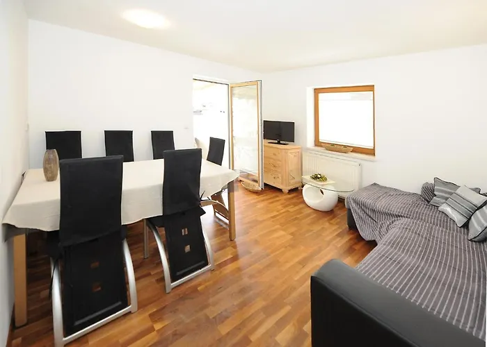 Gloria - Doppel- Und Mehrbettzimmer Σαλέ